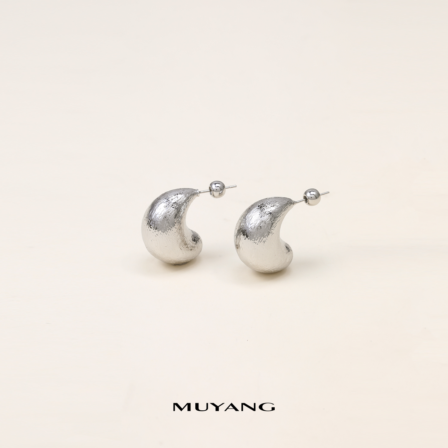 muyang/慕阳 铜合金耳饰 气质时尚百搭简约个性经典陨月耳钉