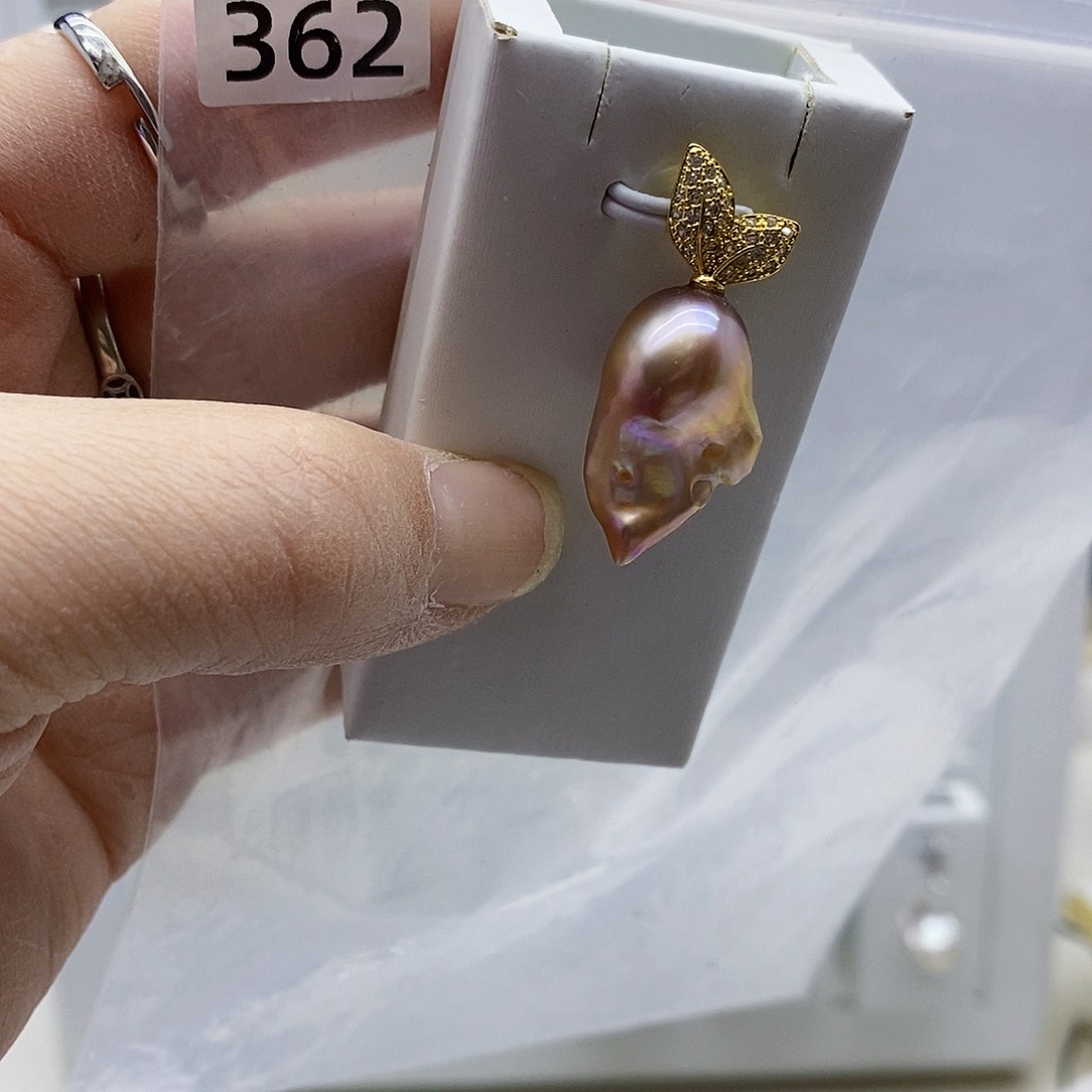 颈饰合金淡水珍珠