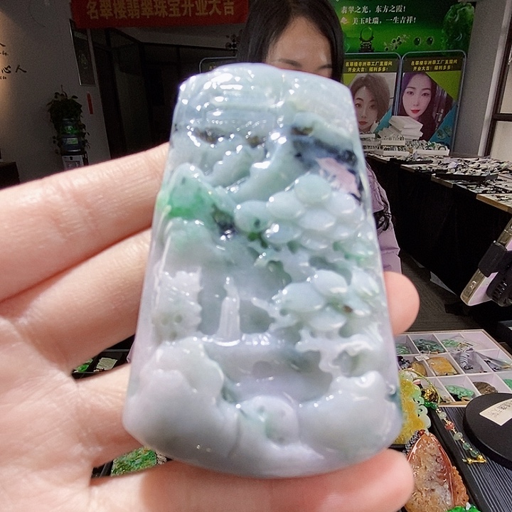 颈饰未镶嵌翡翠翡翠