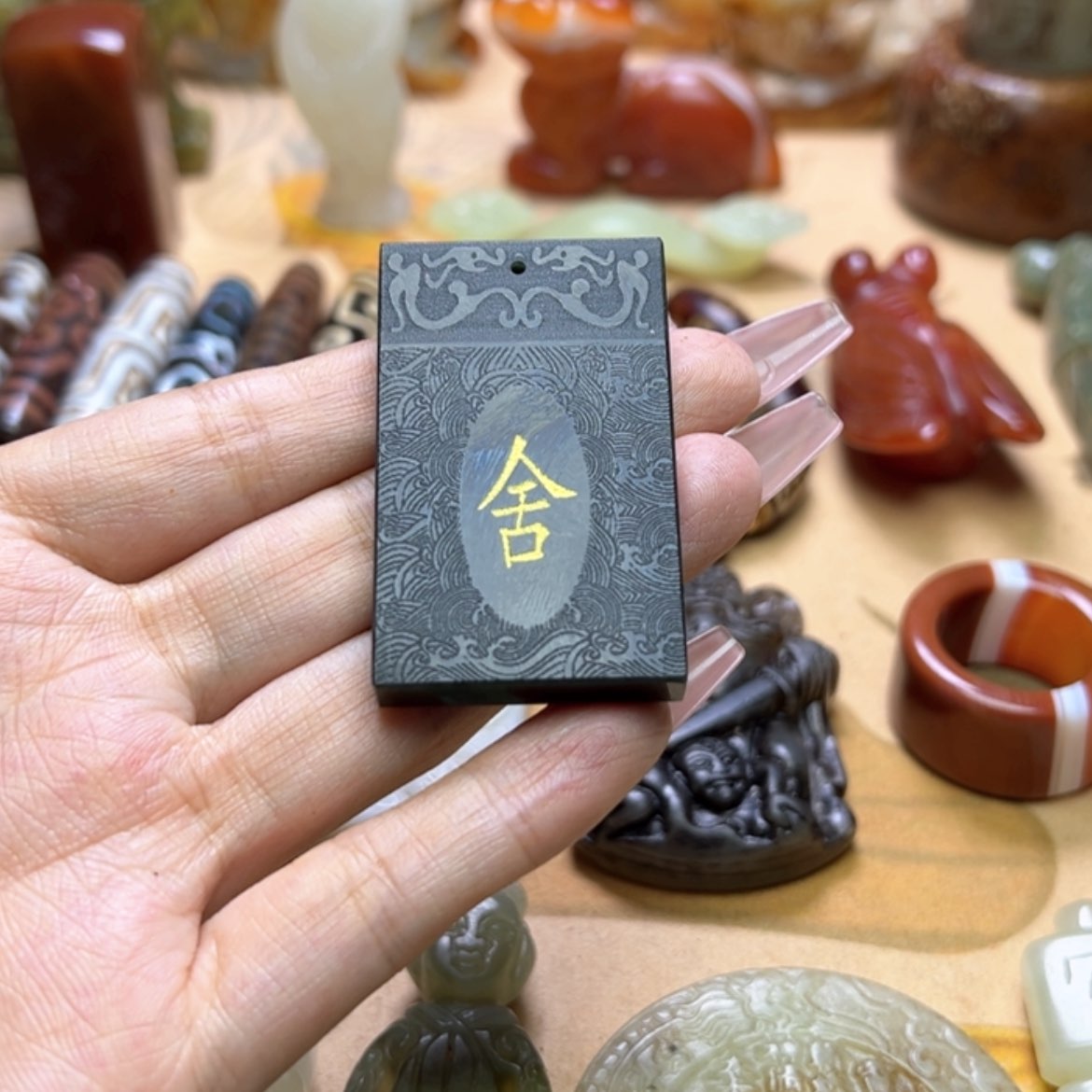 【闪购商品】蛇纹石玉颈饰未镶嵌