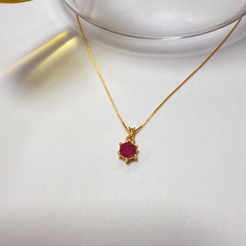 培育红宝石“晶禾”18k合成红宝六爪吊坠