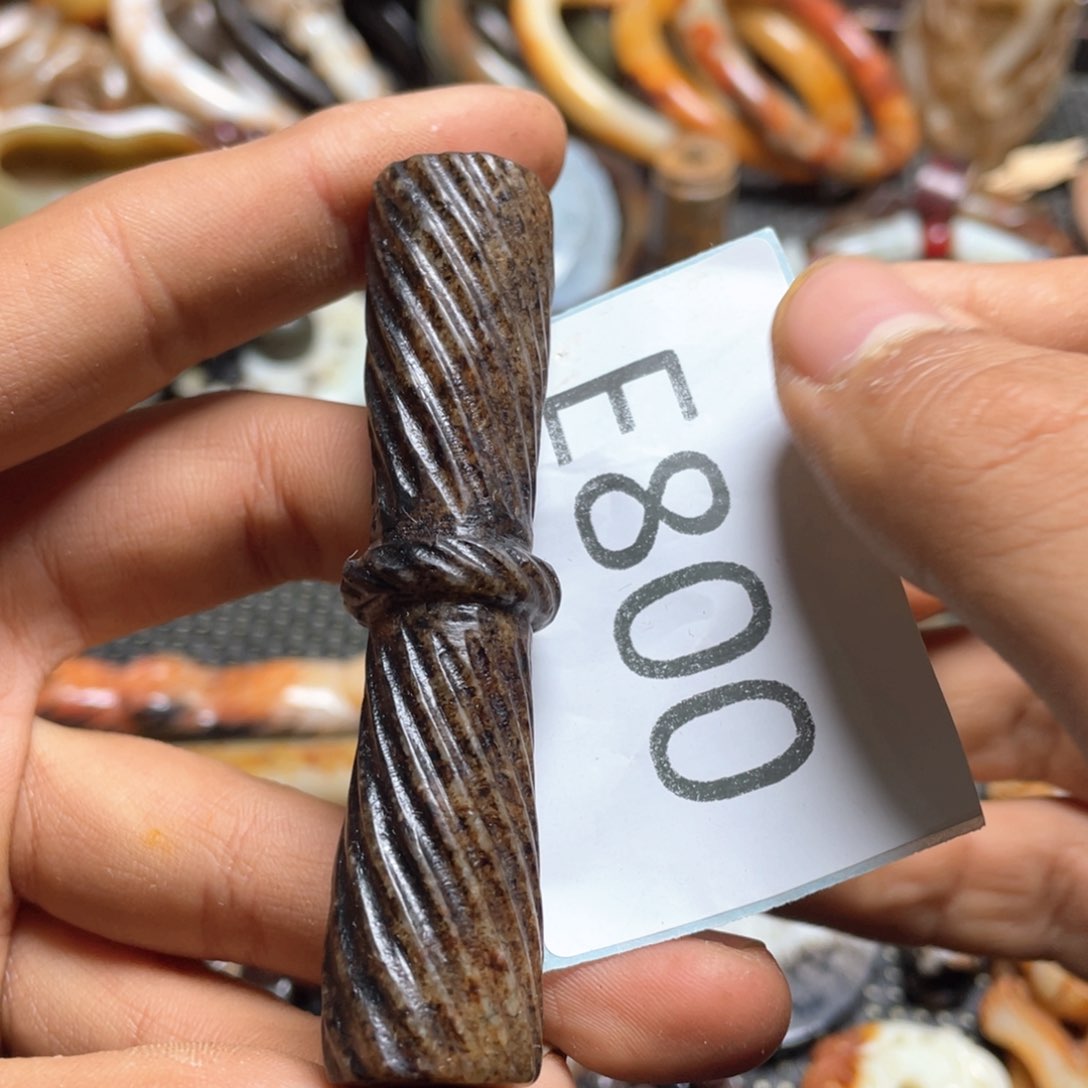 和田玉（糖玉）挂件未镶嵌