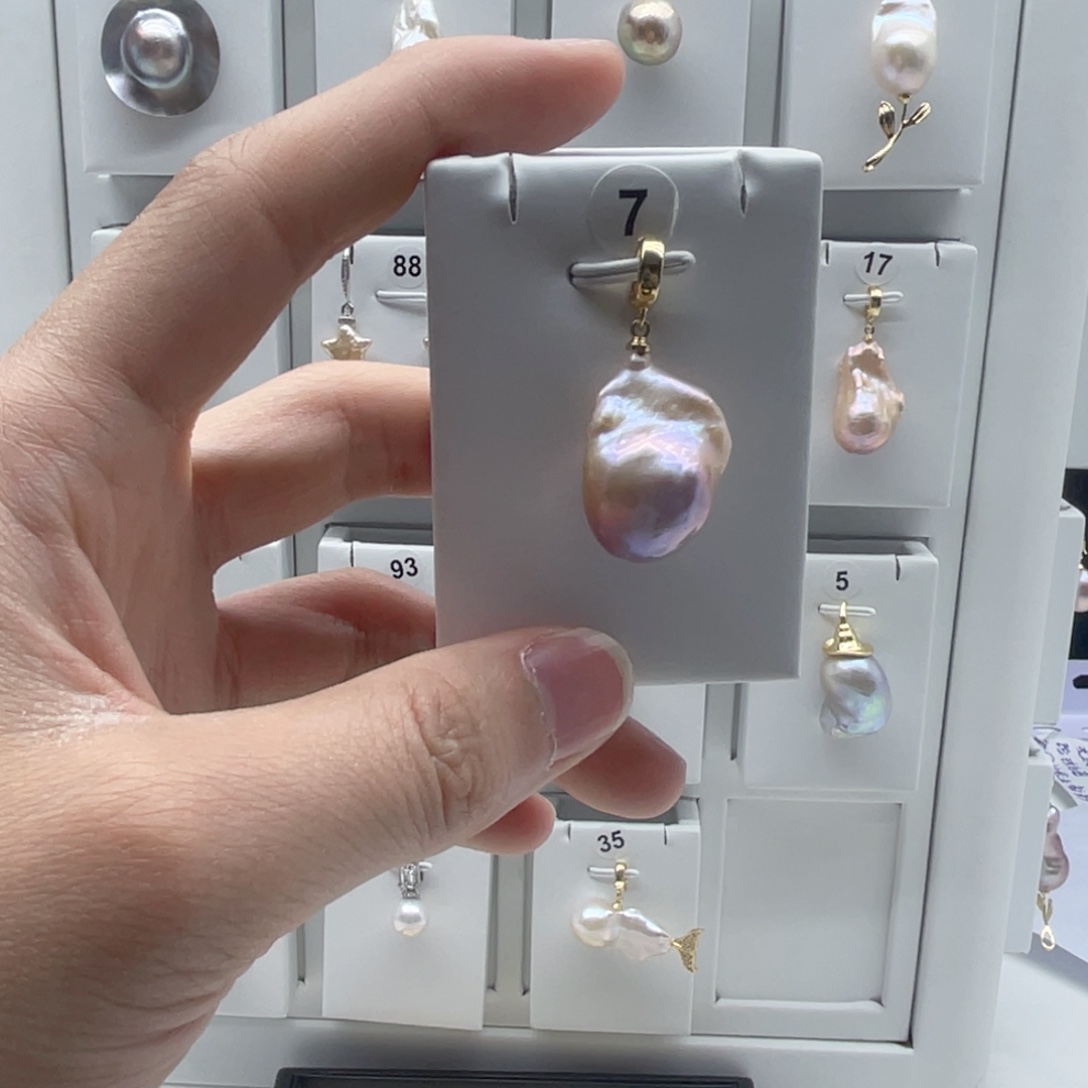 淡水珍珠颈饰合金