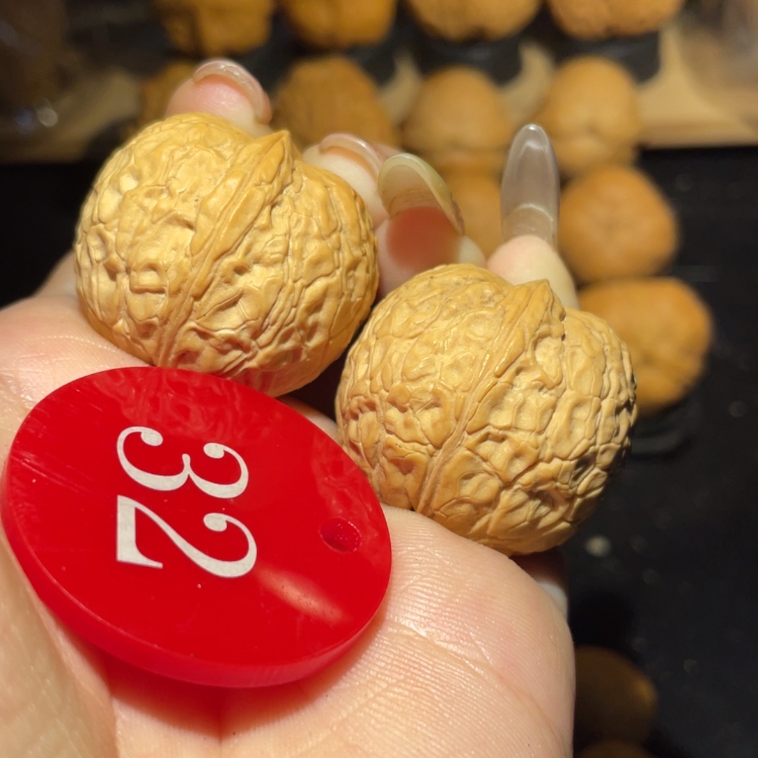 *****蛇皮球31尺寸核桃