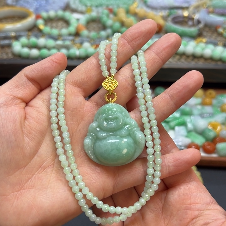 翡翠颈饰未镶嵌吊坠