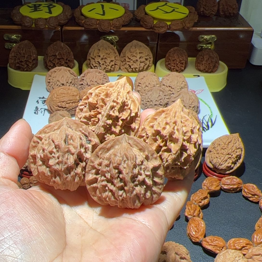 文玩核桃把件大耳送秦灯