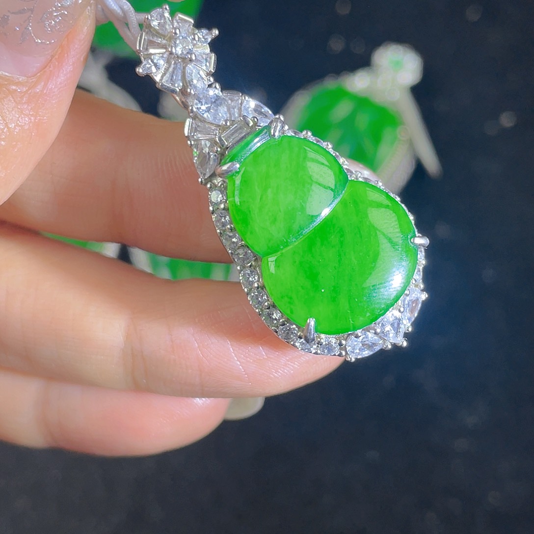 翡翠吊坠(不含链)银S925镶嵌