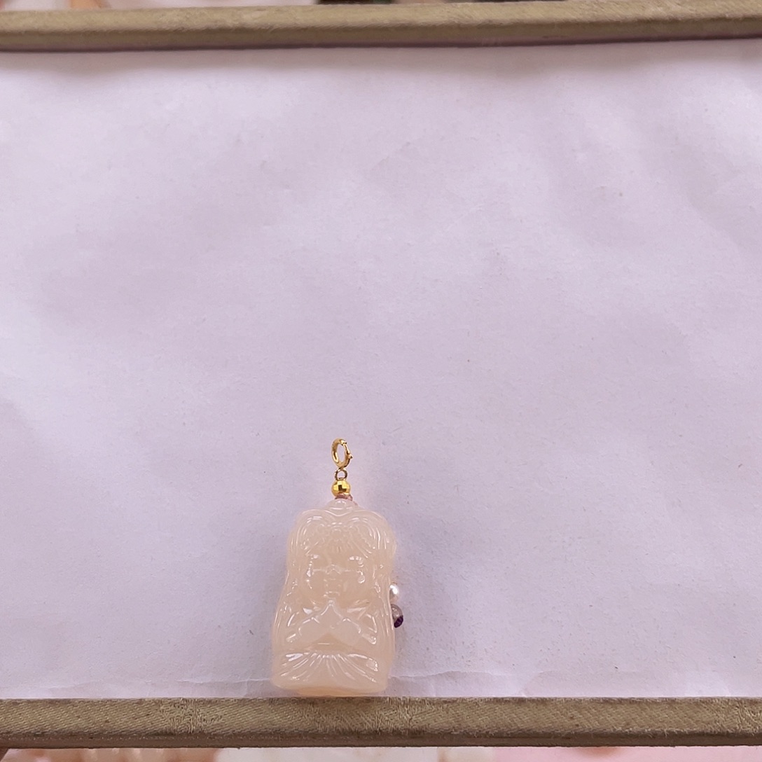 和田玉吊坠(不含链)18K金镶嵌