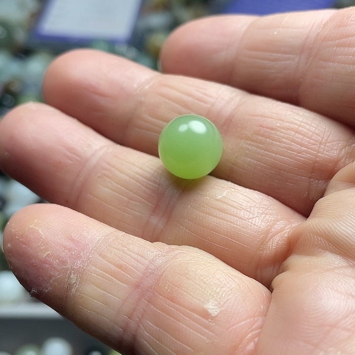 颈饰未镶嵌和田玉爱****腿