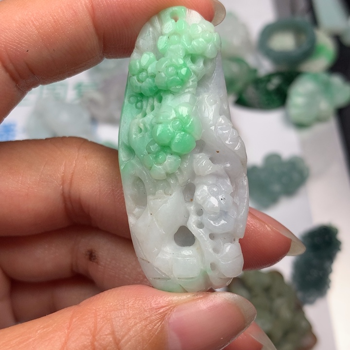 未镶嵌定制翡翠翡翠