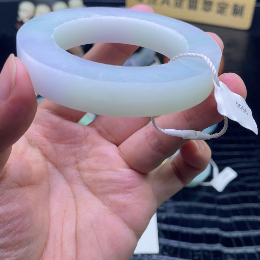 未镶嵌翡翠定制翡翠