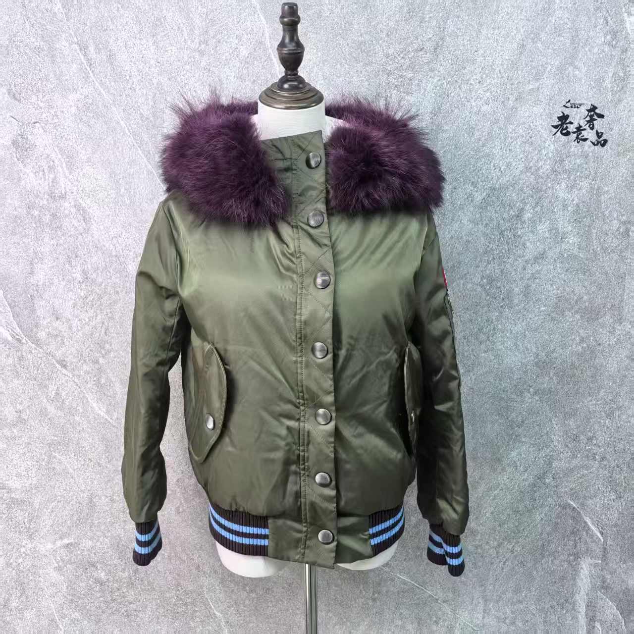 95新 MIU MIU/缪缪 海囤K/缪缪/上衣/38码/da157790女装外套