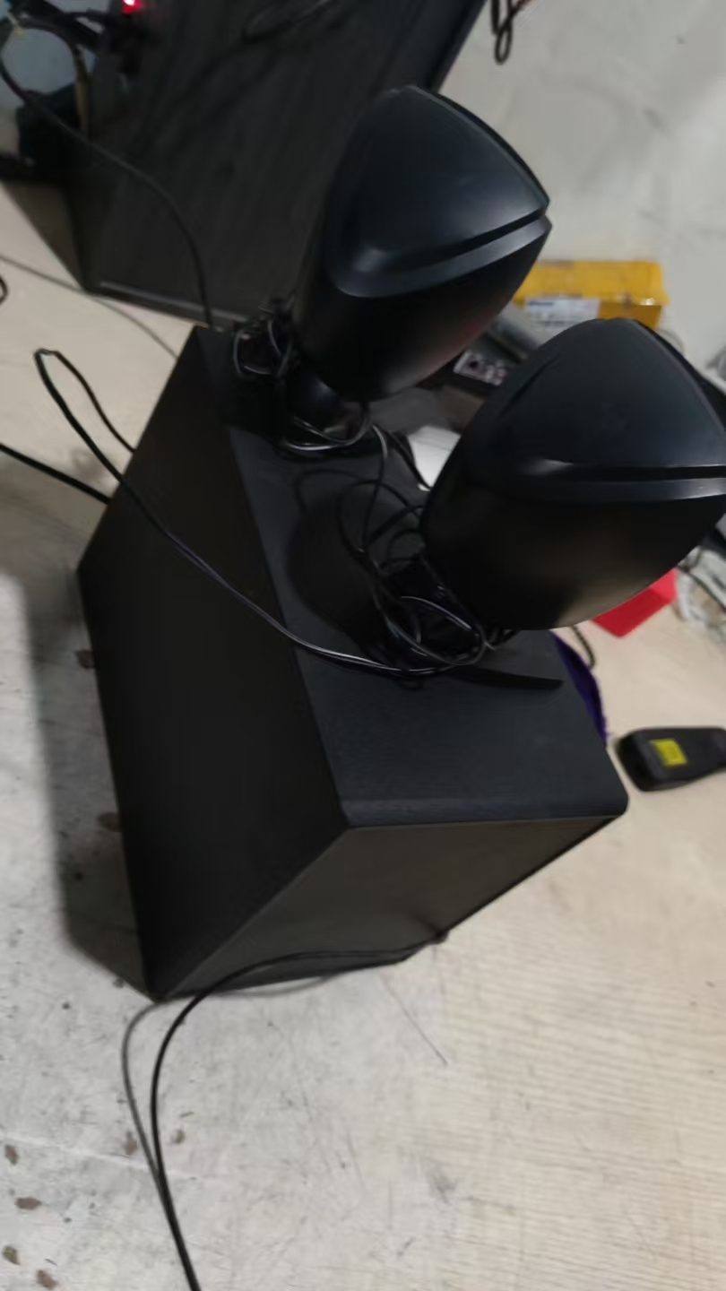 8新  桌面音响一套 不包邮费