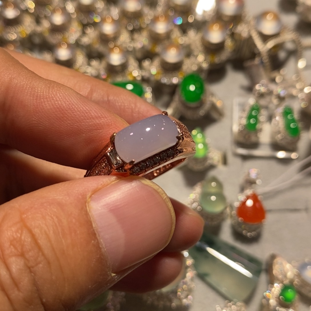 定制翡翠未镶嵌粉紫12mm