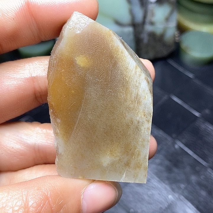 和田玉毛料未镶嵌