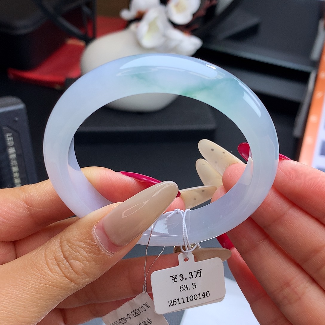 未镶嵌手镯翡翠53.3正圈飘花