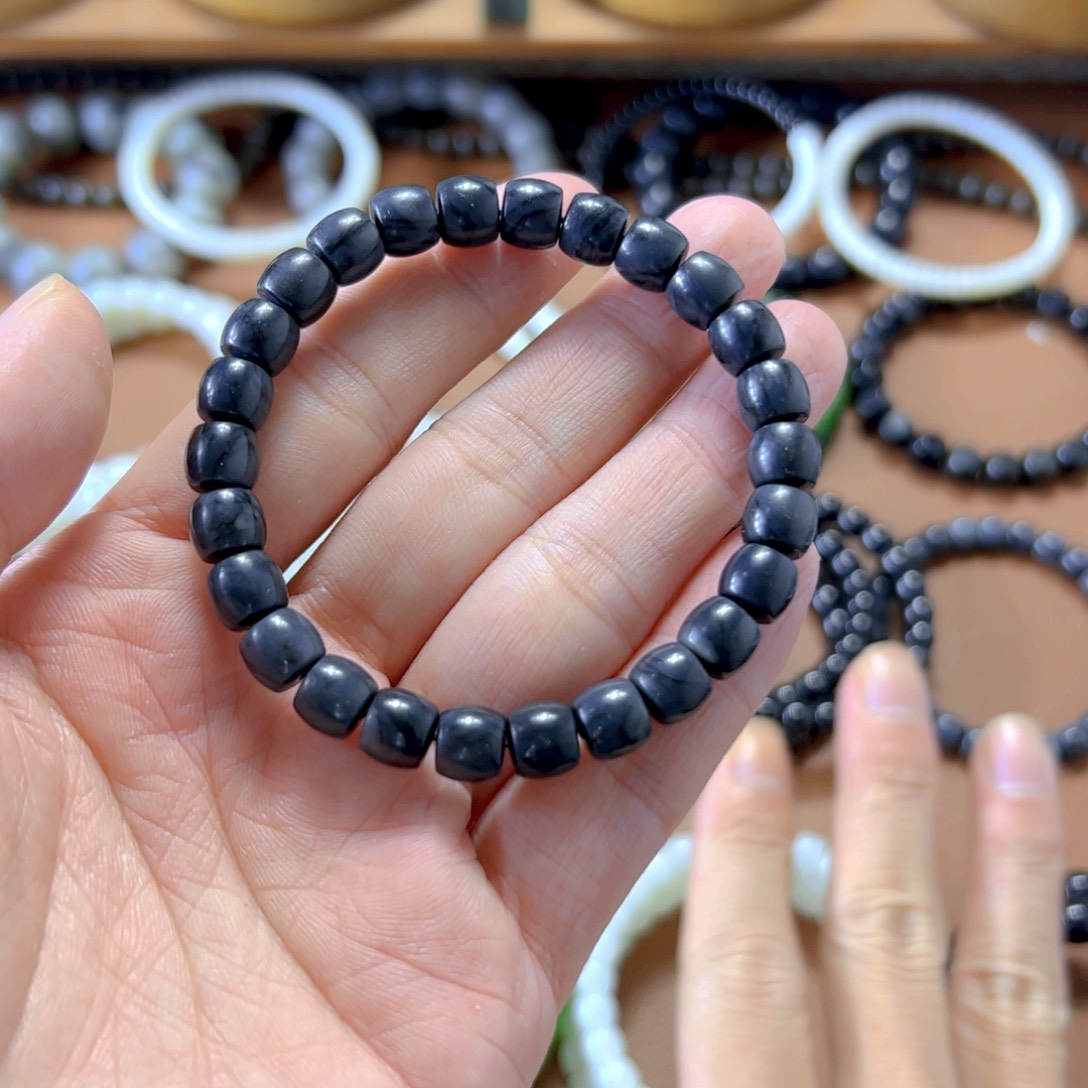 和田玉手串未镶嵌