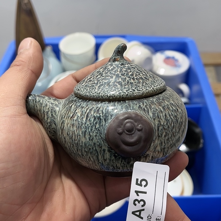 瓷片默认微瑕瓷器、茶具、壶、摆件，介意勿拍 