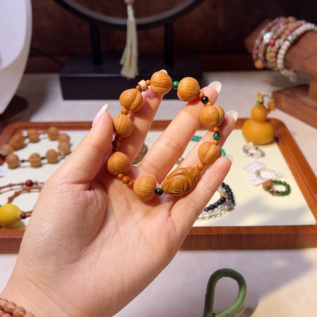 吊坠柏香籽/百香籽129