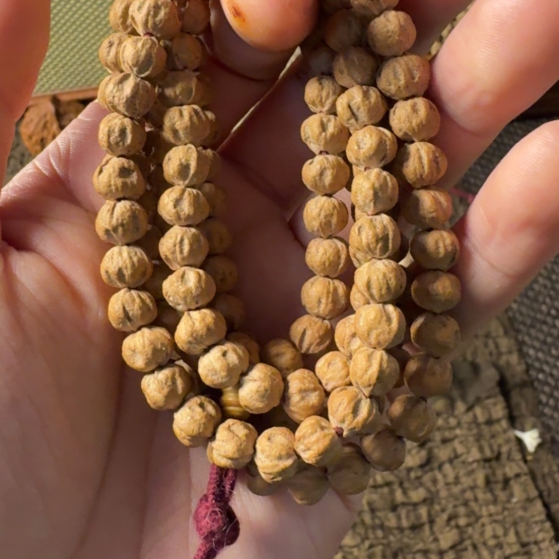 青***.柏香籽/百香籽吊坠