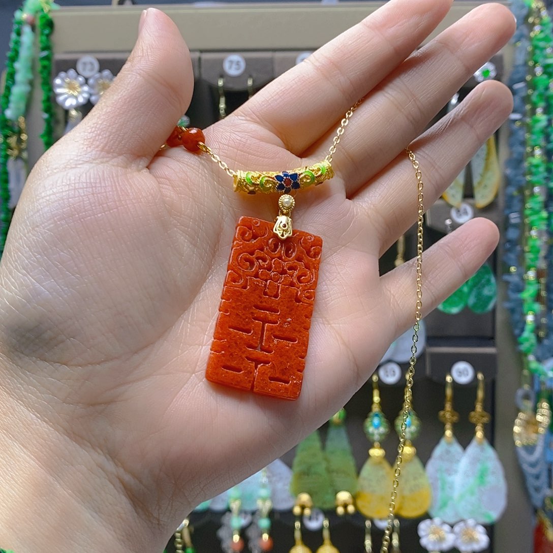 未镶嵌翡翠耳饰翡翠