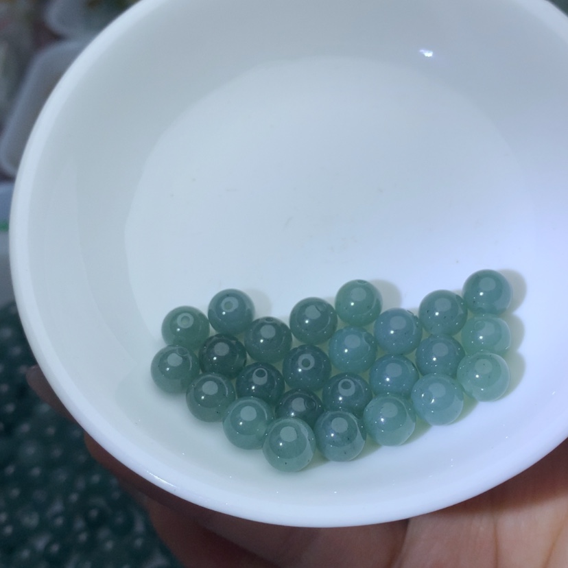 【闪购商品】翡翠手链未镶嵌卡8冰蓝水13颗 手链拍2单