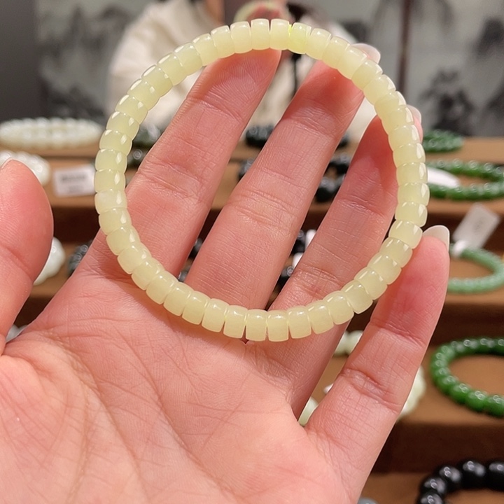 和田玉未镶嵌手链