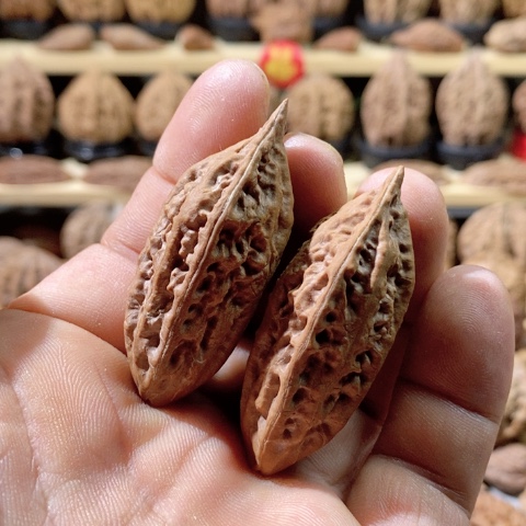 文玩核桃把件修尖 柳叶