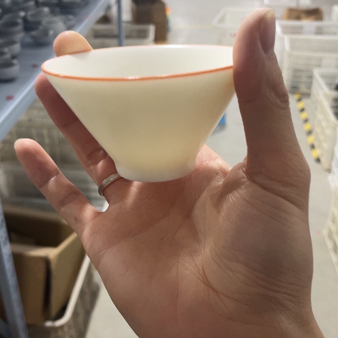 瓷片小微瑕。。。。。。。。