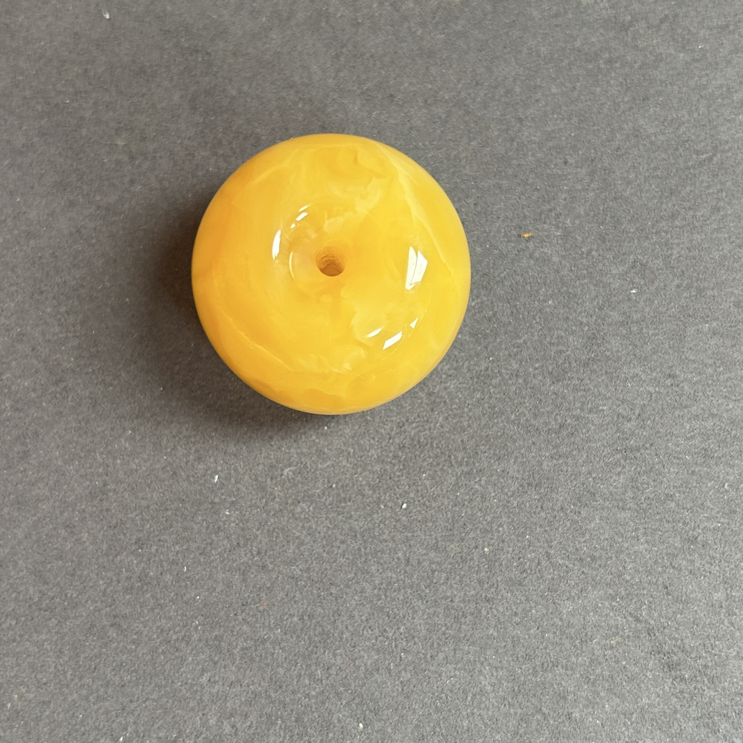 精品焦皮料满蜜鸡油黄平安扣