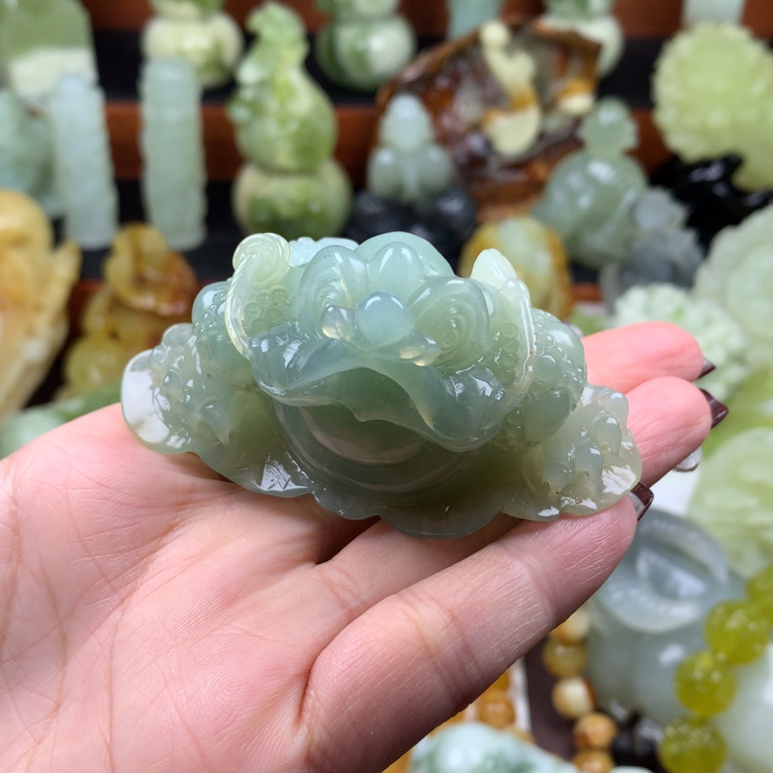 岫玉手把件未镶嵌