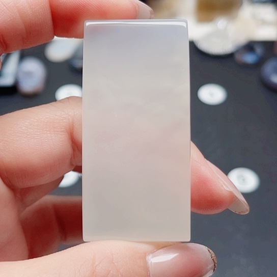 未镶嵌玛瑙/玉髓珠宝奇石