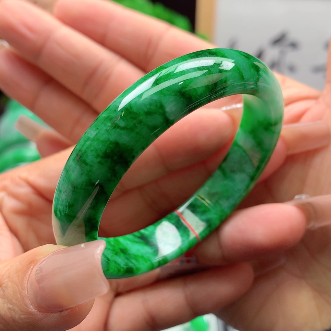 未镶嵌手镯翡翠缅甸
