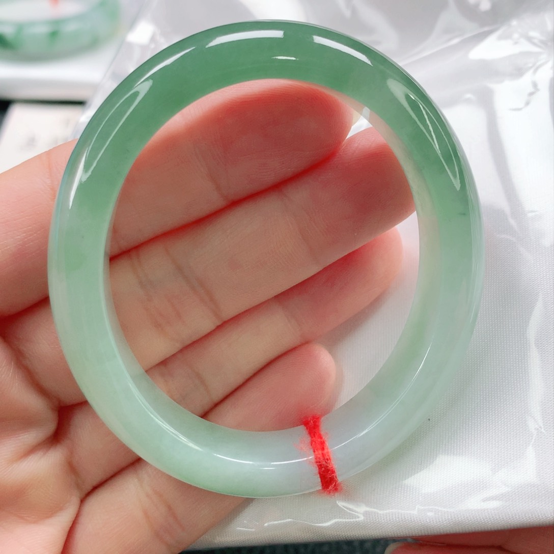 未镶嵌手镯翡翠54贵妃