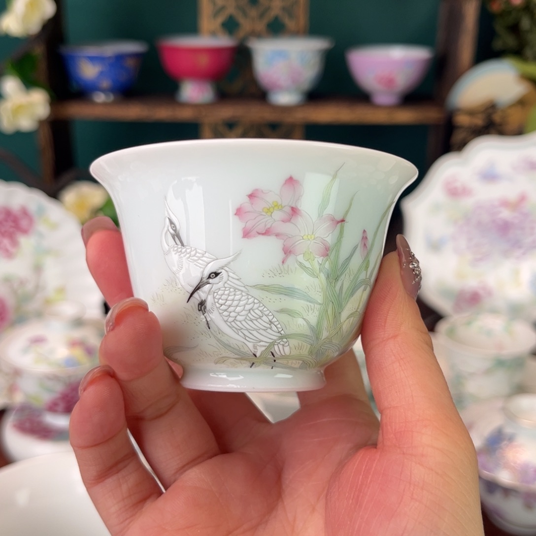 陶摆件景德镇陶瓷茶杯手绘