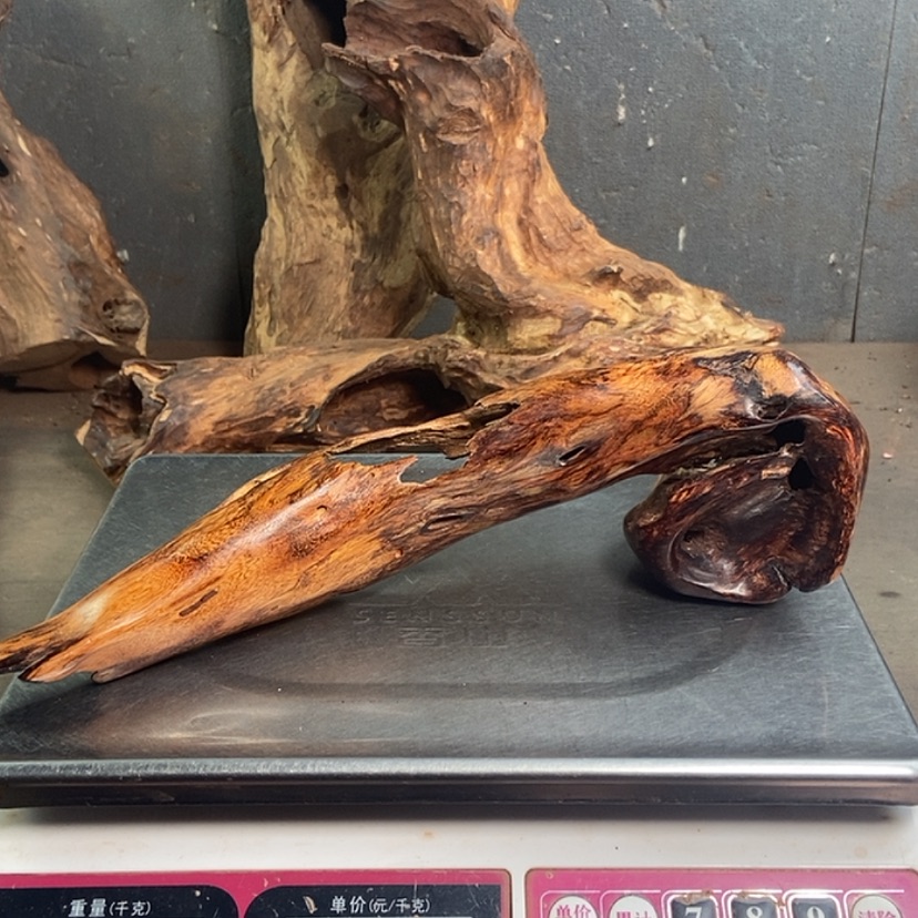 【闪购商品】黄花梨/降香黄檀大*