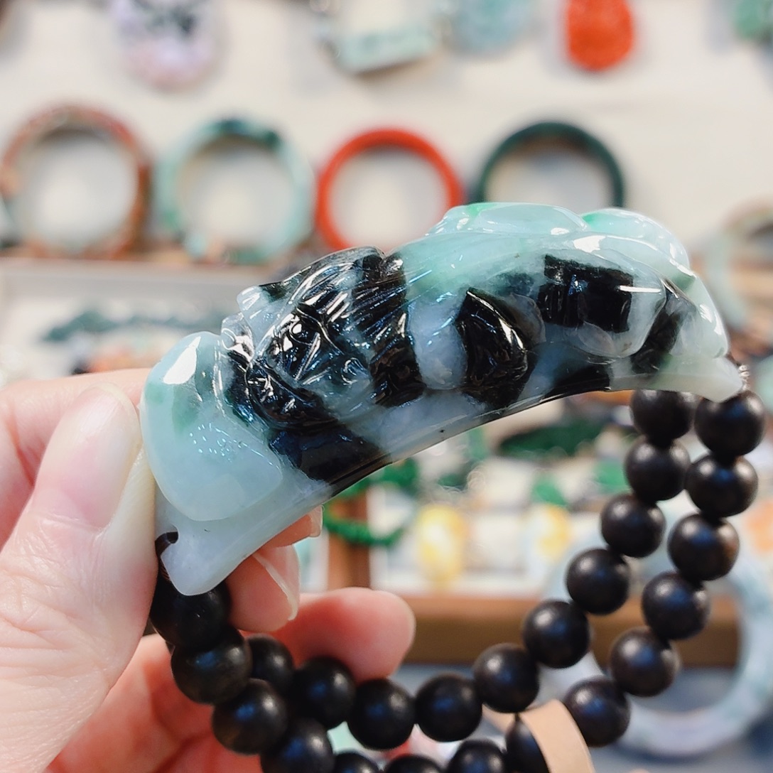 锦***鲤翡翠未镶嵌手链手串