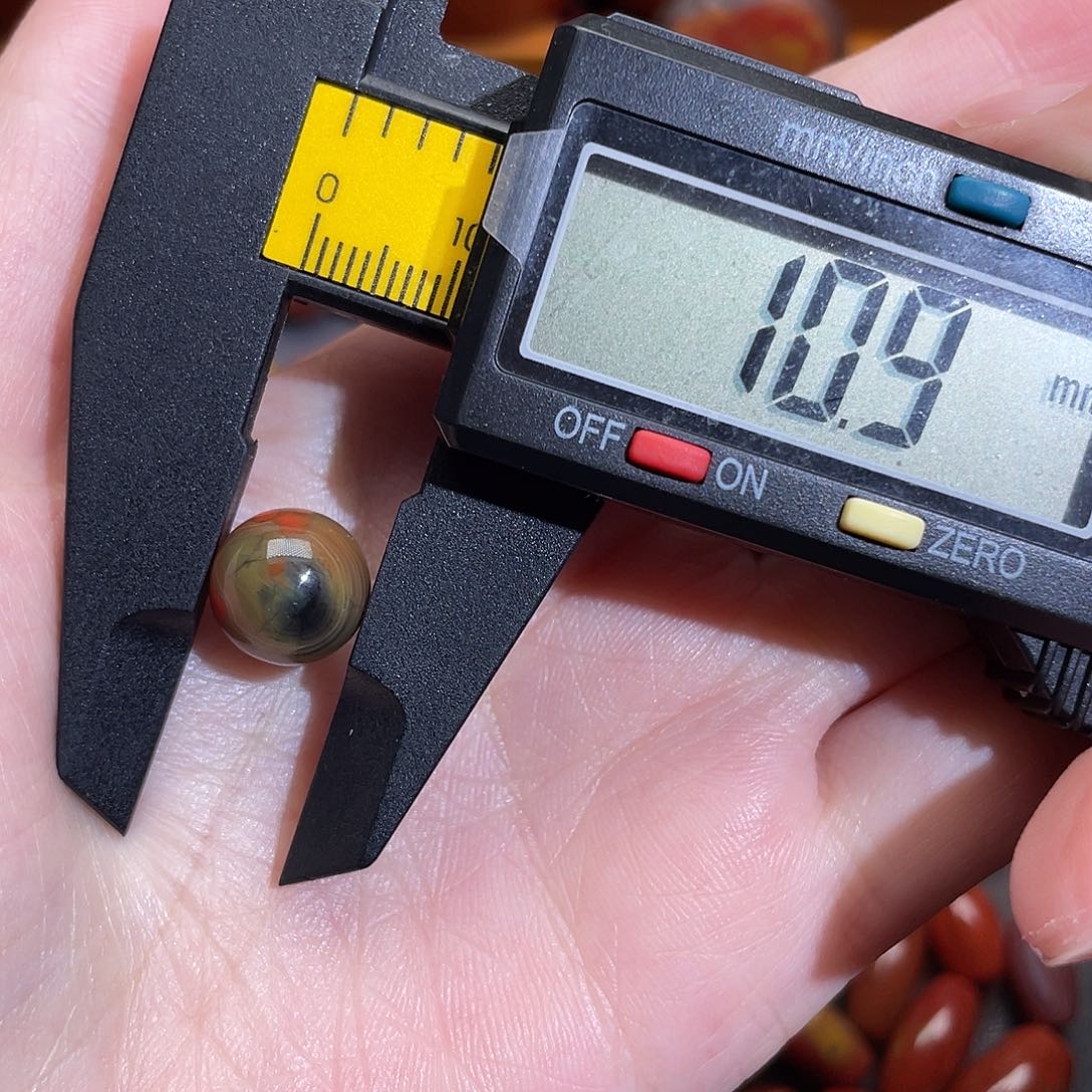 南红玛瑙未镶嵌圆珠