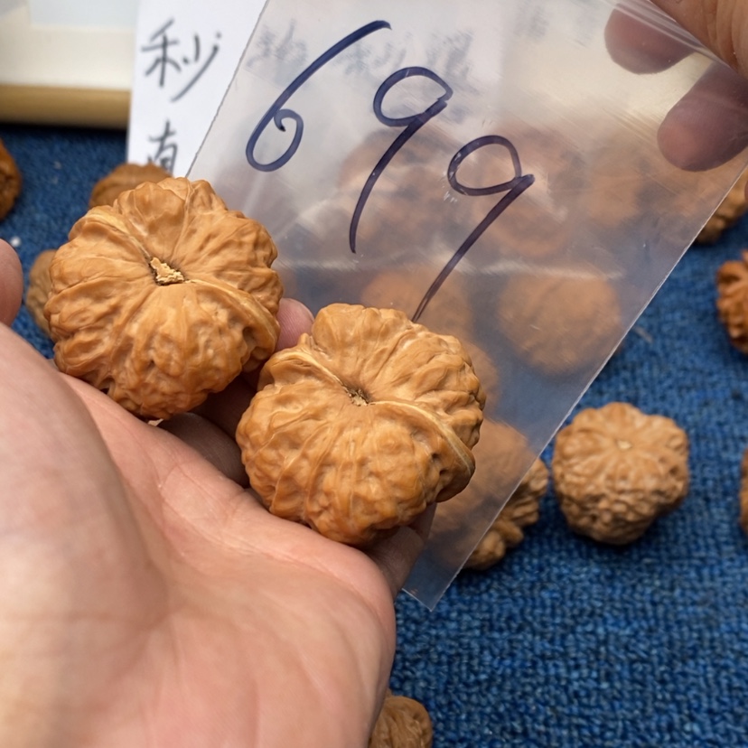 【闪购商品】文玩核桃把件万**兴8655573735735