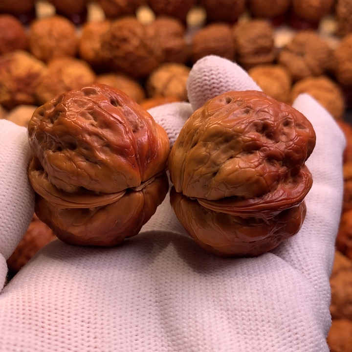 文玩核桃吊坠40哦哦哦哦