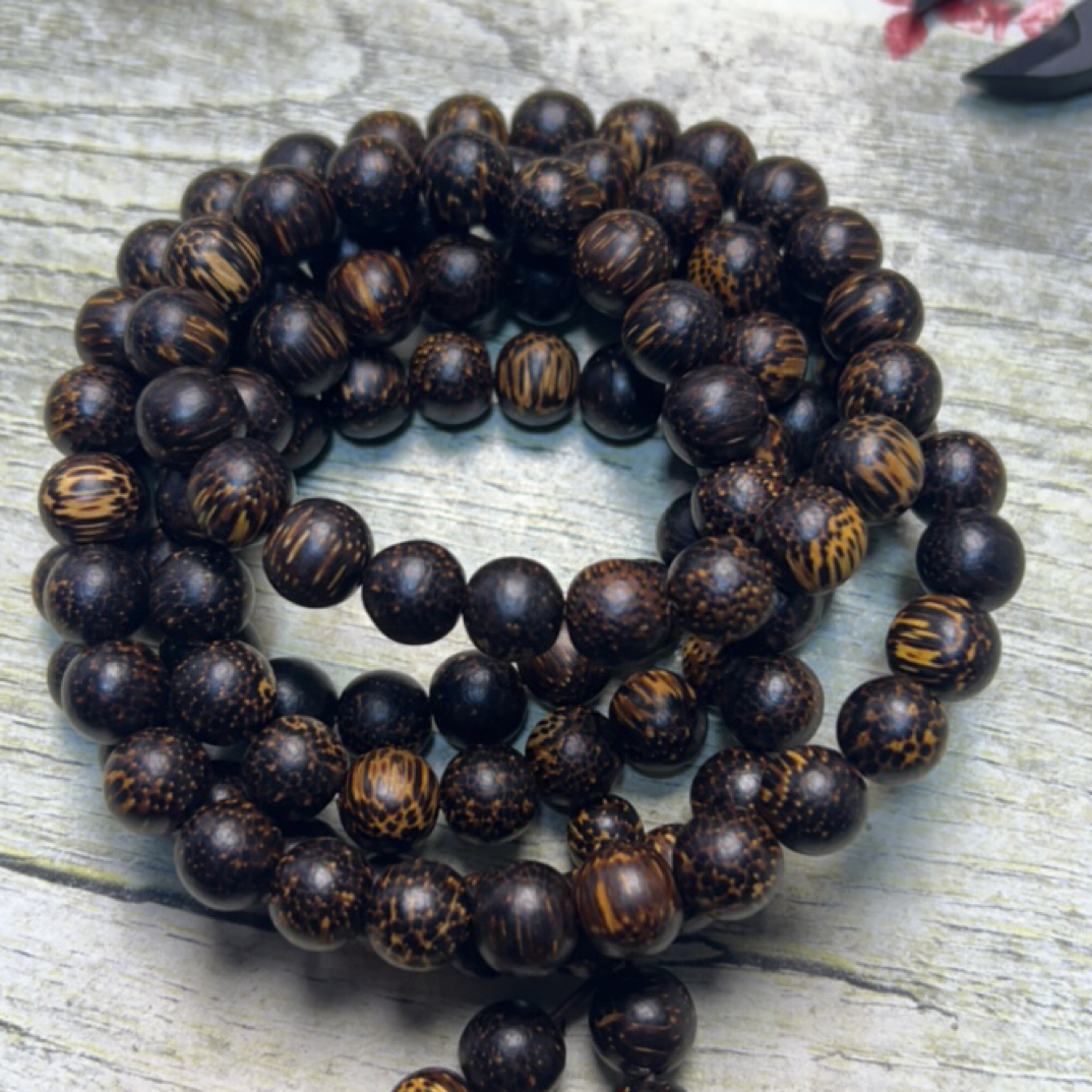 13 福来精选文玩沉香木作手串10mm