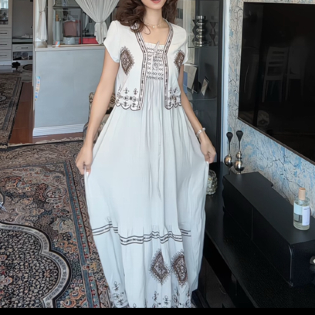 民族风清凉绣花上衣+吊带两件套套装