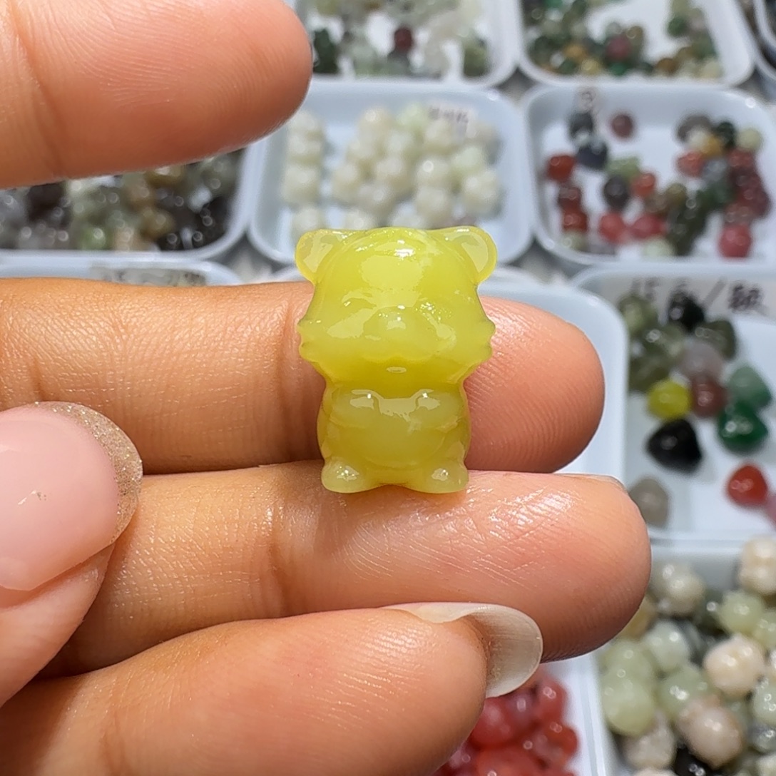 和田玉未镶嵌珠宝奇石