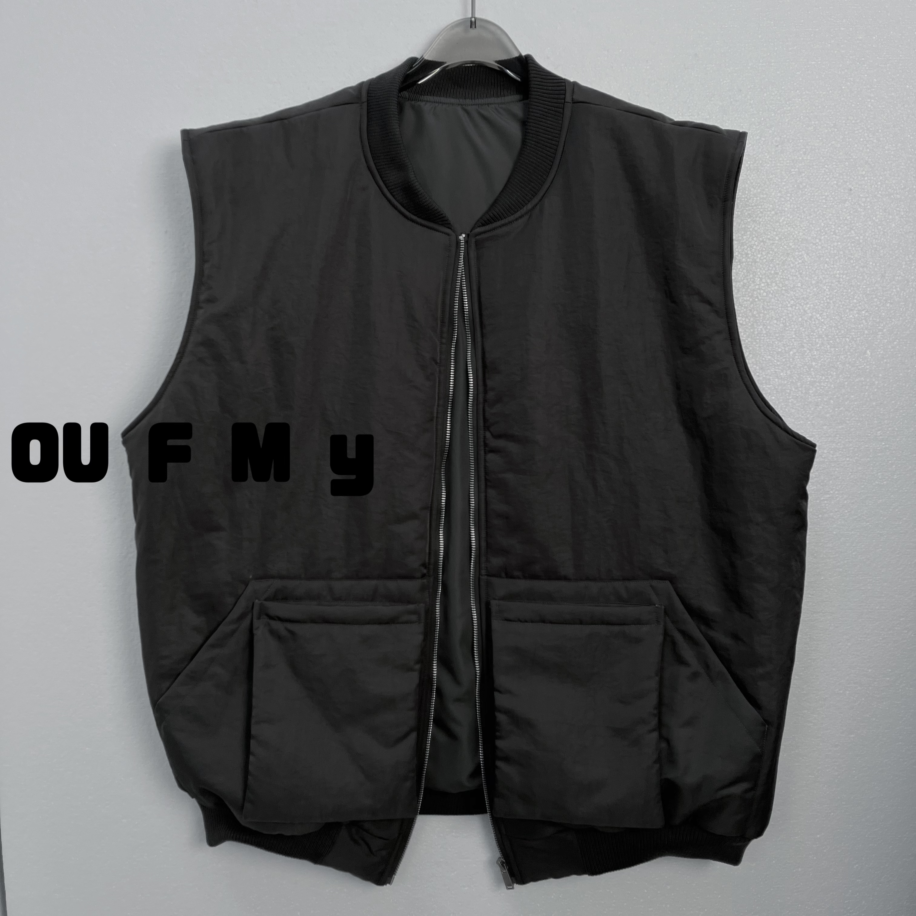 FY6323冬季新款宽松设计口袋极简休闲百搭无袖定制潮流棉马甲时尚