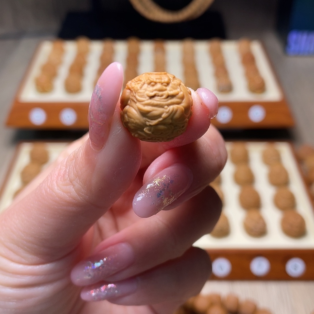 猴头核桃把件16左右猴头核桃新五鬼钟馗