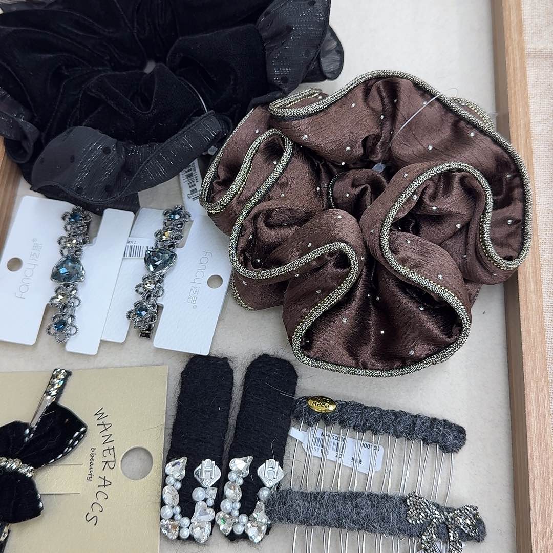 皮质铁合金夹子217