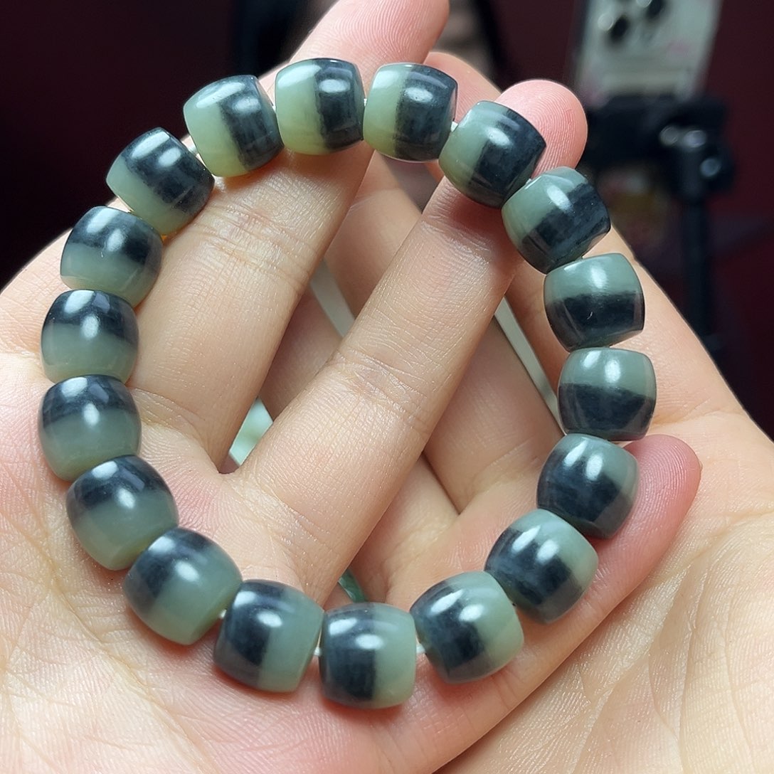 和田玉未镶嵌手链