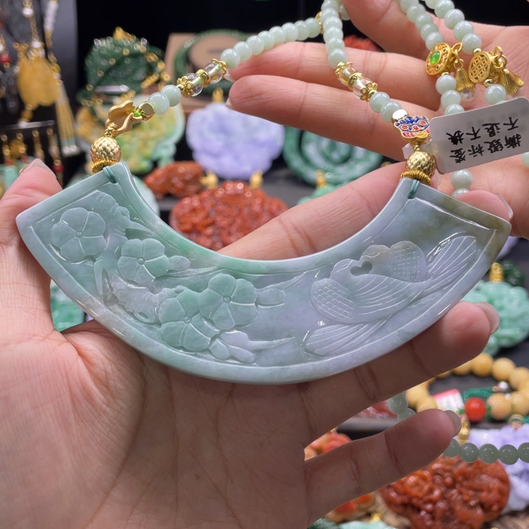 翡翠颈饰未镶嵌代编织