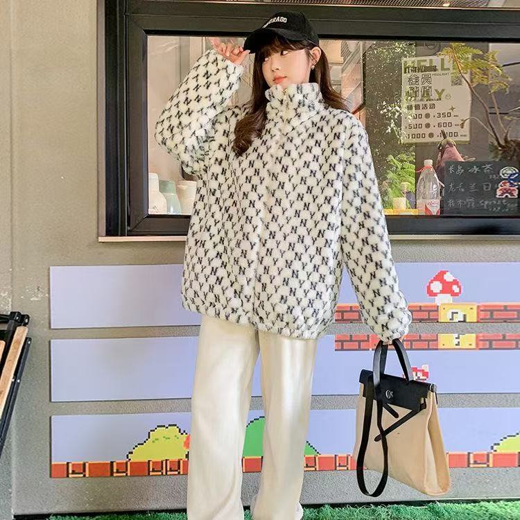 修身型厚款女冬季短外套时尚网红百搭上衣白色