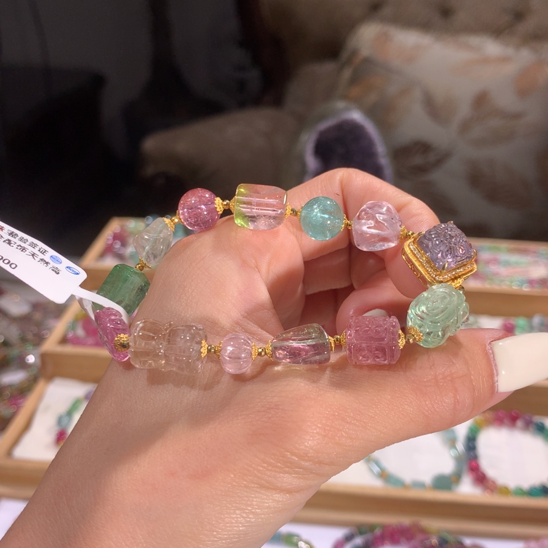 碧玺多样性发货一件未镶嵌